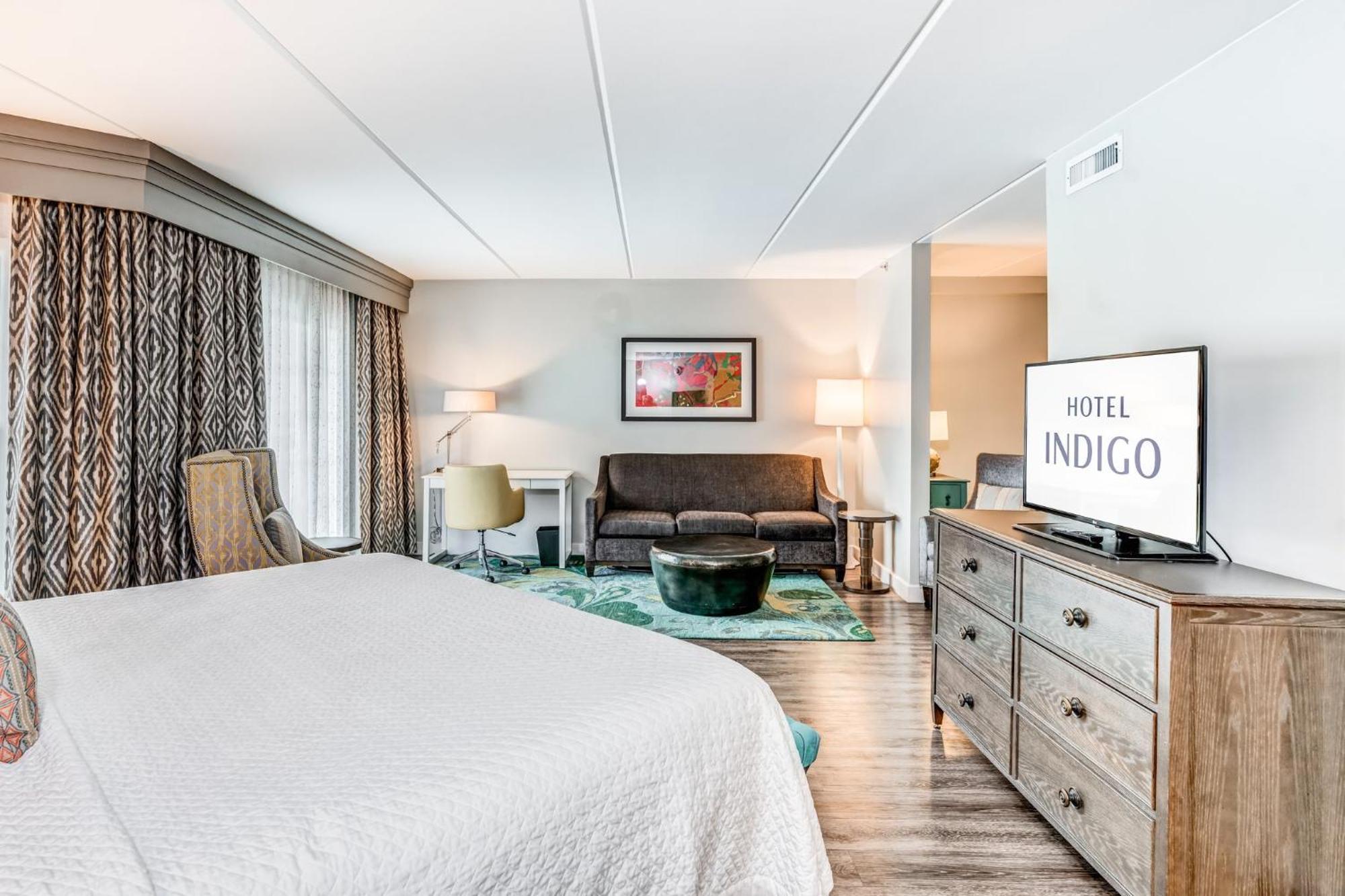 Hotel Indigo Atlanta Vinings By Ihg Smyrna Exterior foto