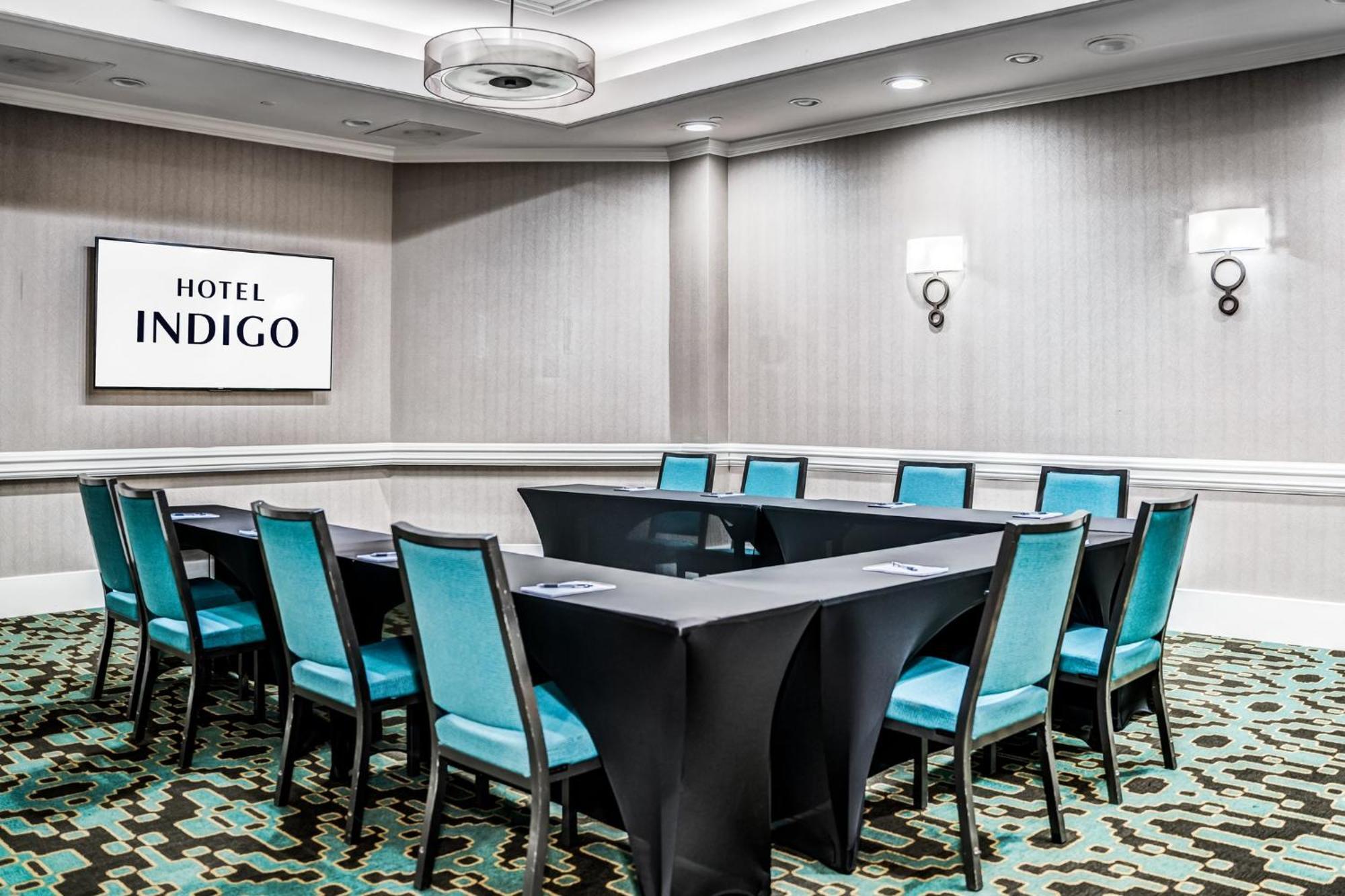 Hotel Indigo Atlanta Vinings By Ihg Smyrna Exterior foto